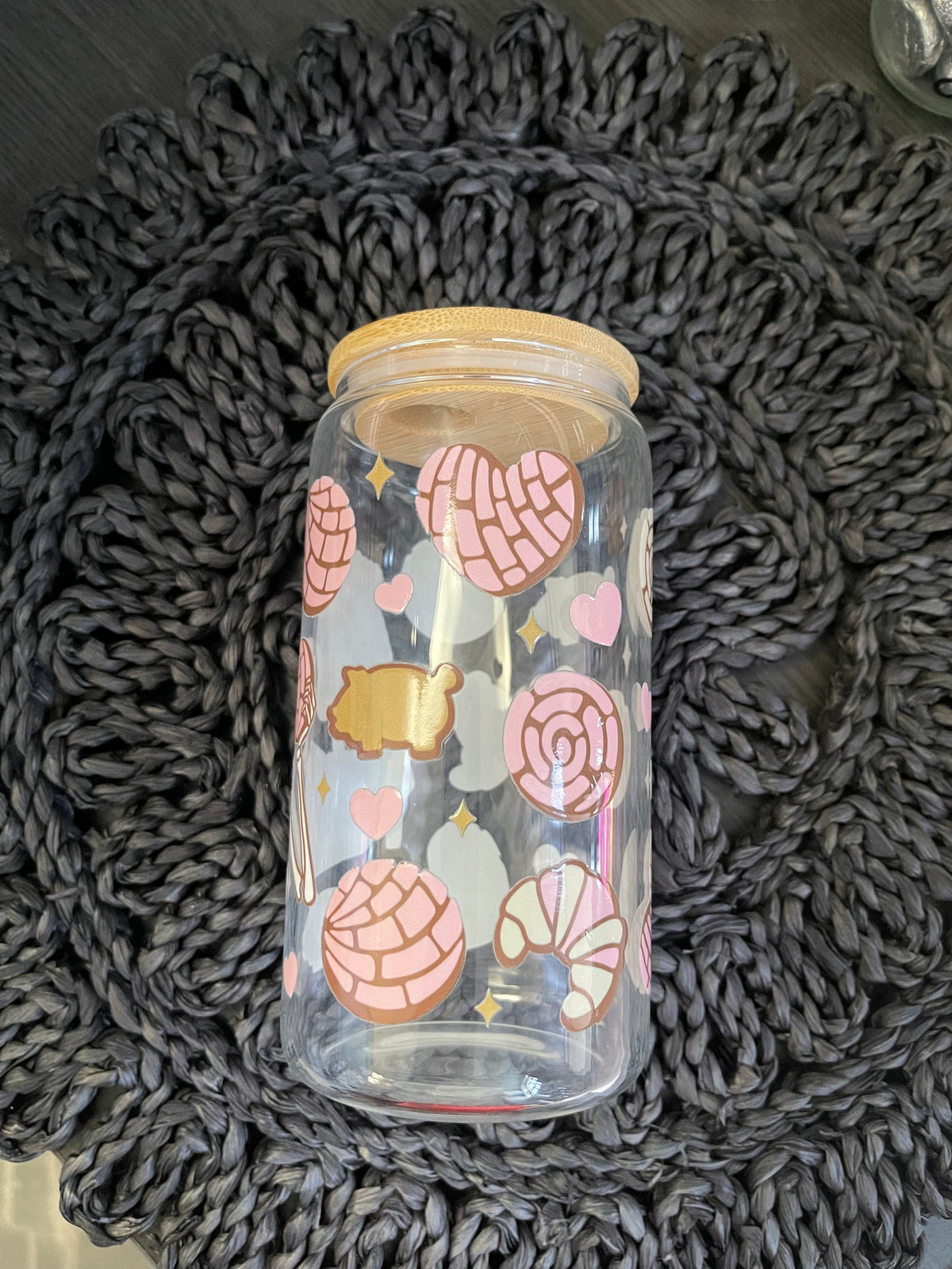 Pre-made 16oz Concha Glass cup